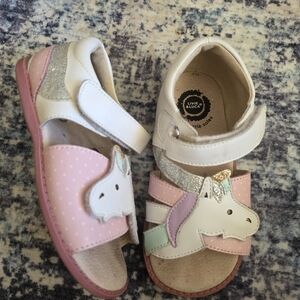 Livie & Luca Unicorn White Leather Mary Jane Shoes Hook & Loop Girls Size 12Y